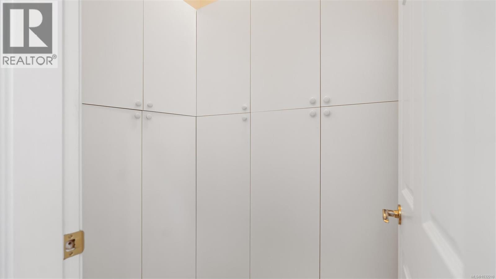 928 Cobblestone Lane, Saanich, British Columbia  V8Y 3G3 - Photo 22 - 1032210