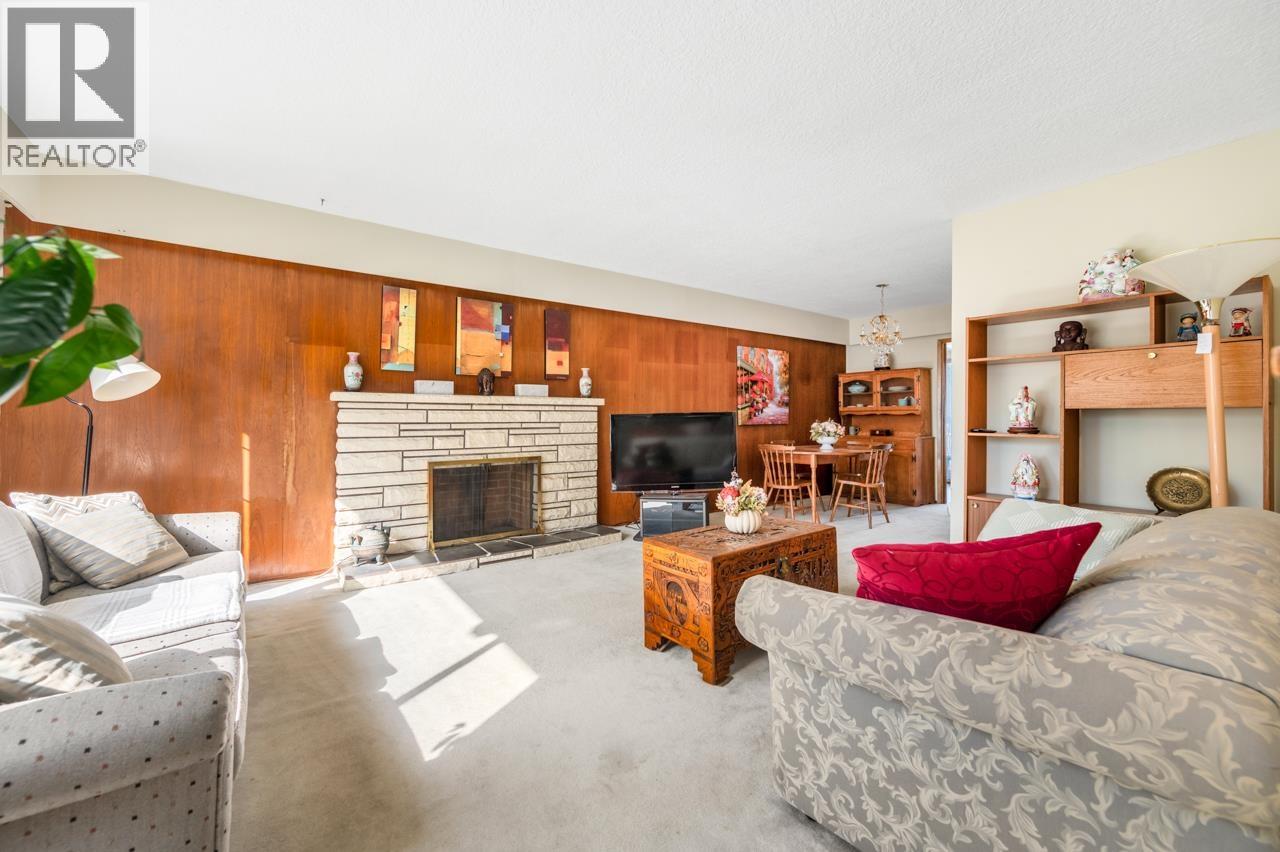 6036 Knight Street, Vancouver, British Columbia  V5P 2V5 - Photo 2 - R3115546