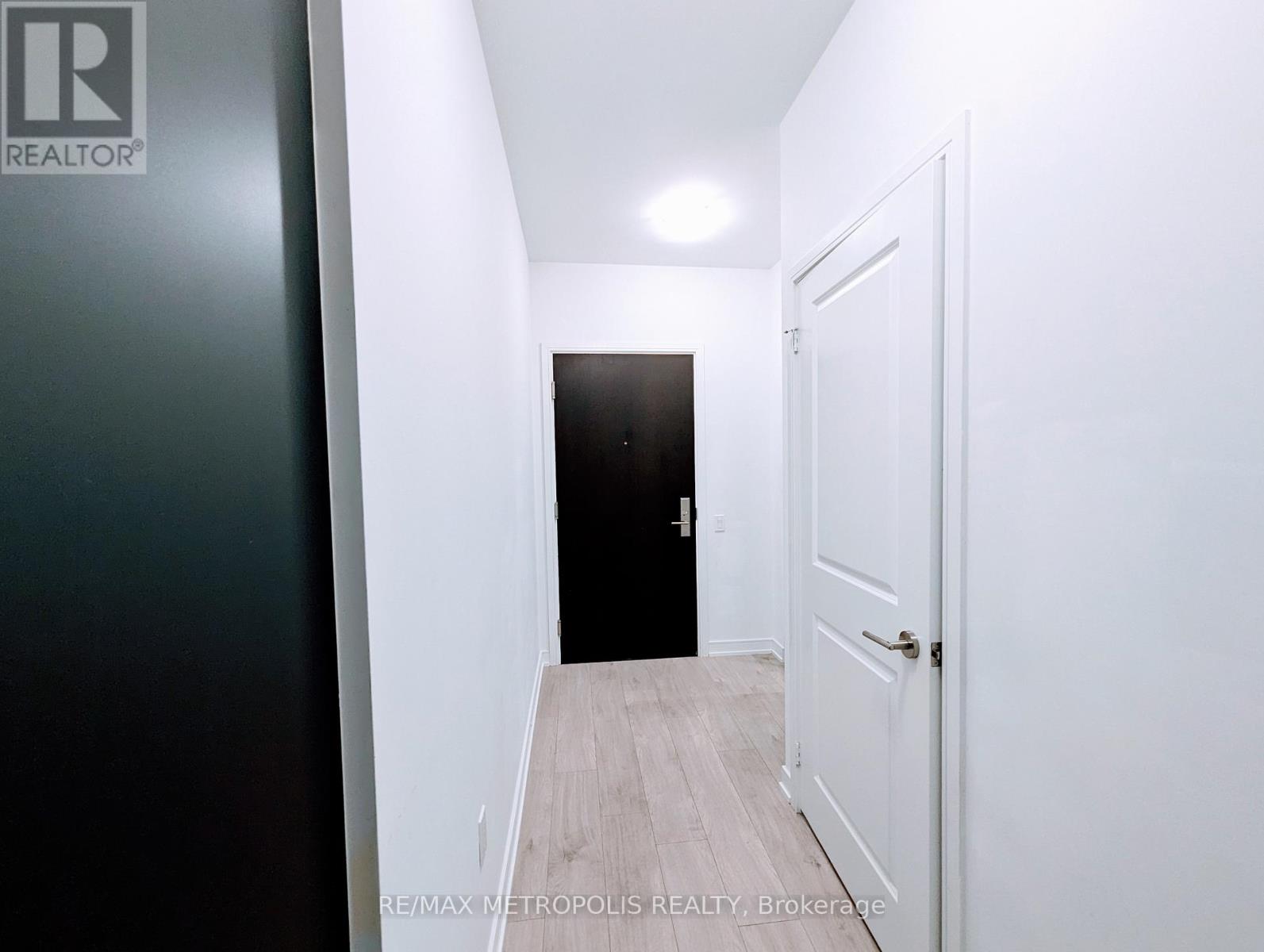 3403 - 8 Nahani Way, Mississauga, Ontario  L4Z 0C6 - Photo 4 - W12976930