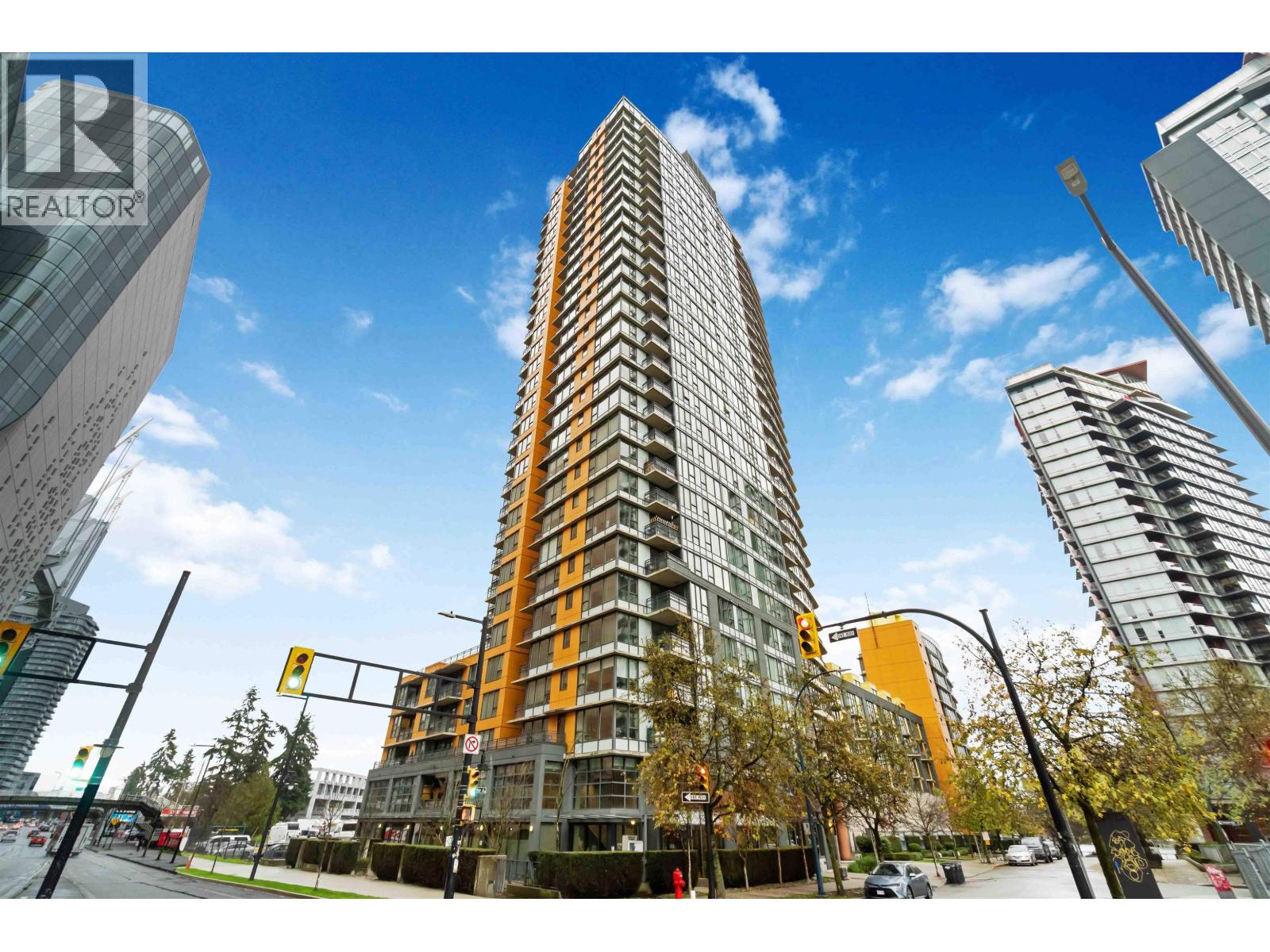 2303 33 SMITHE STREET, Vancouver, British Columbia