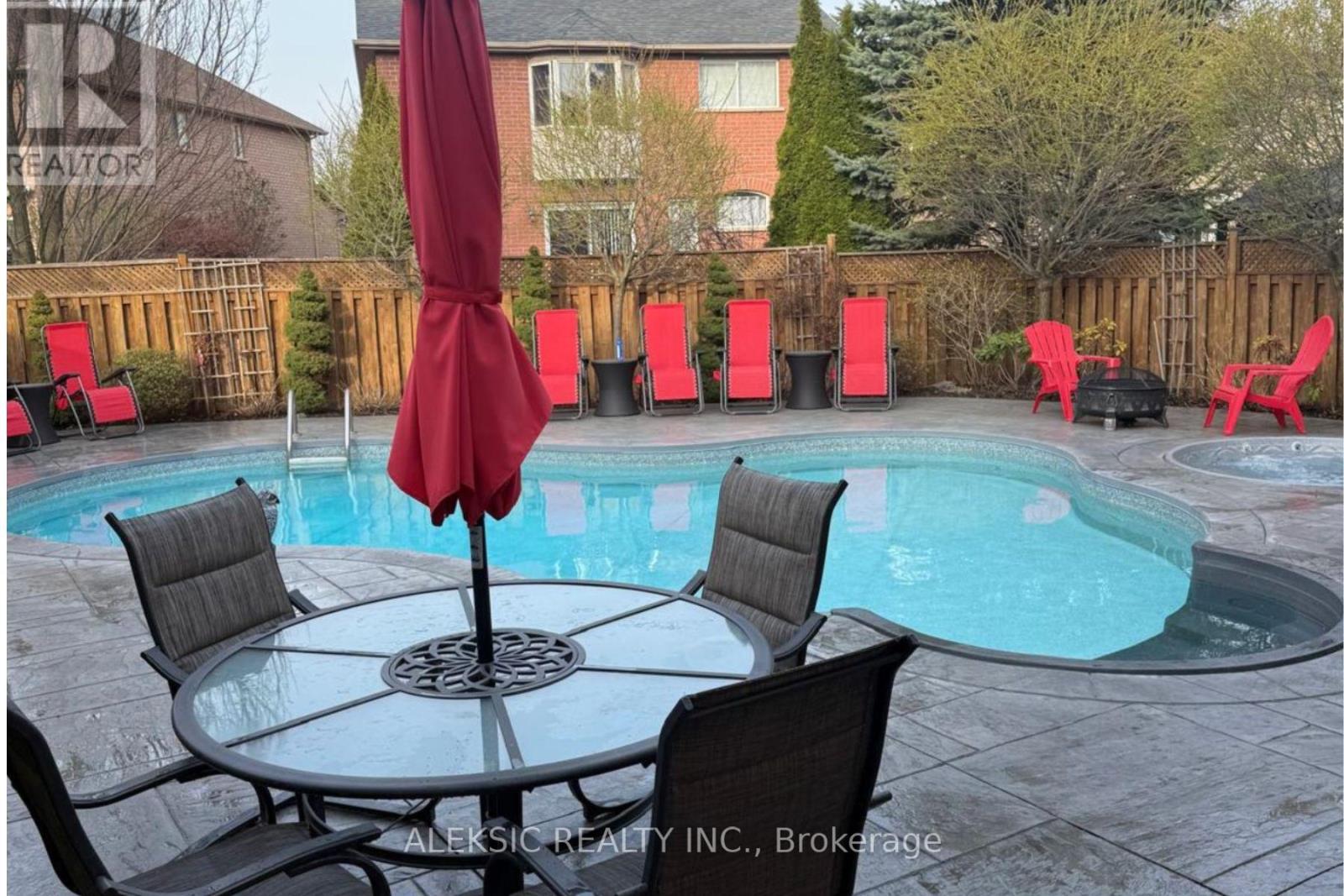 33 Hillpath Crescent, Brampton, Ontario  L6Z 4T7 - Photo 44 - W12985700