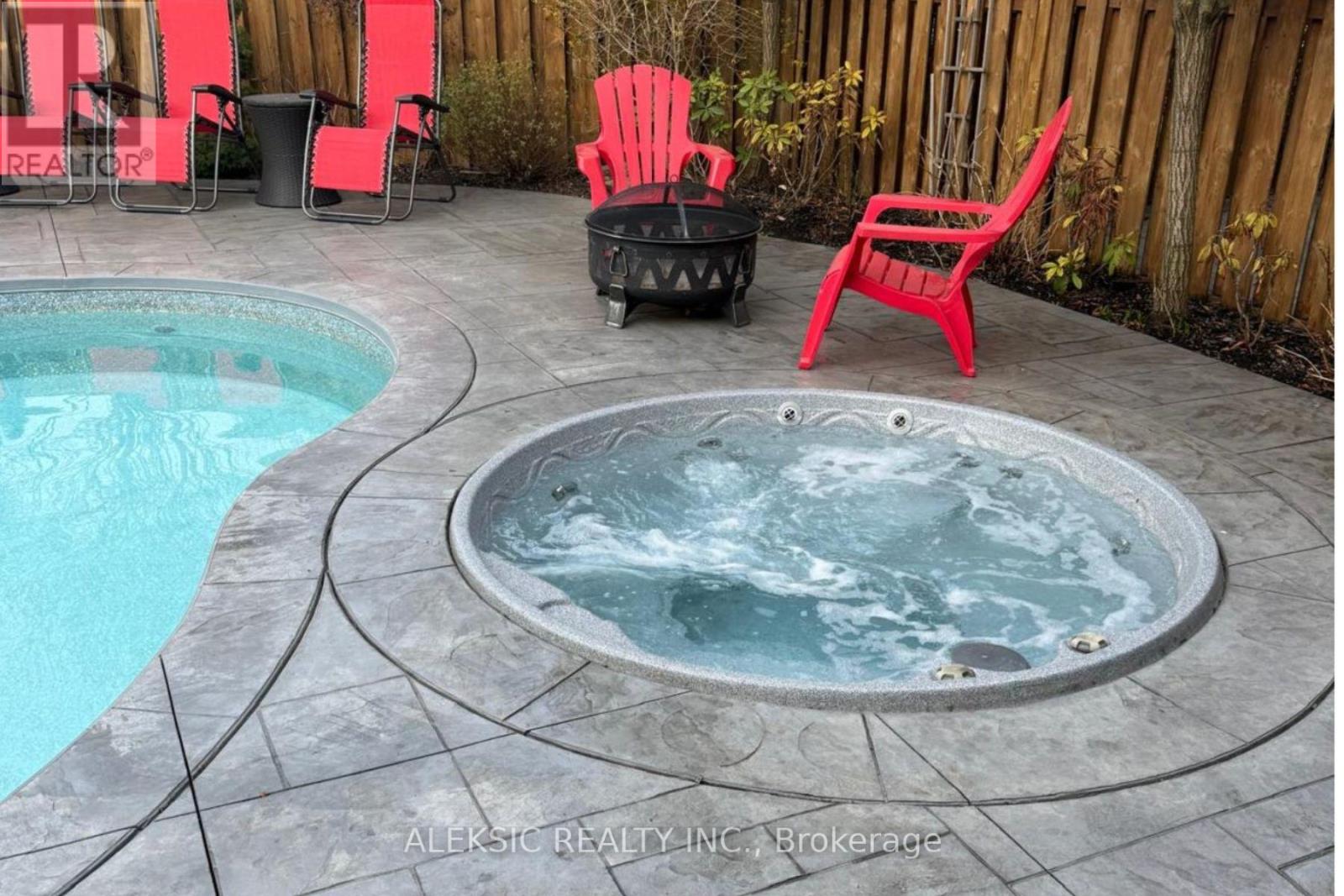 33 Hillpath Crescent, Brampton, Ontario  L6Z 4T7 - Photo 46 - W12985700