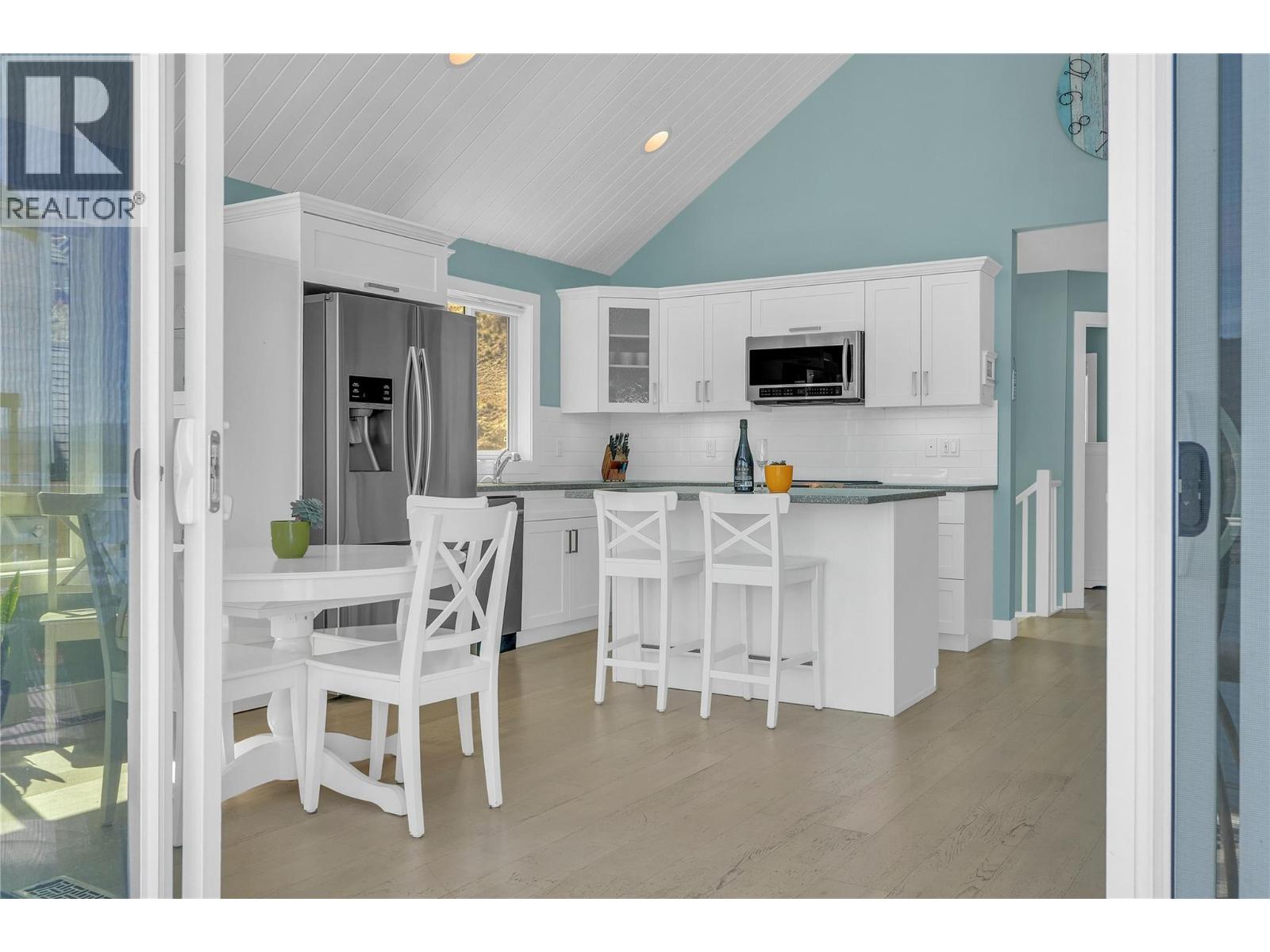 7012 Barcelona Drive, Kelowna, British Columbia  v1z 3r8 - Photo 6 - 10384857