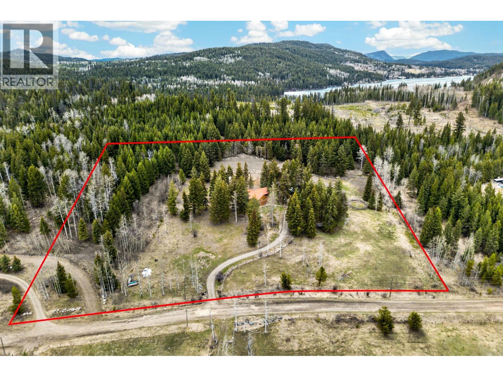 7471 CARIBOO CHALET ROAD, Lone Butte, British Columbia
