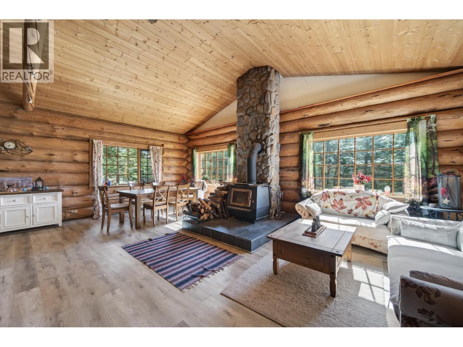 7471 Cariboo Chalet Road, Lone Butte, British Columbia  V0K 1X3 - Photo 15 - R3115762