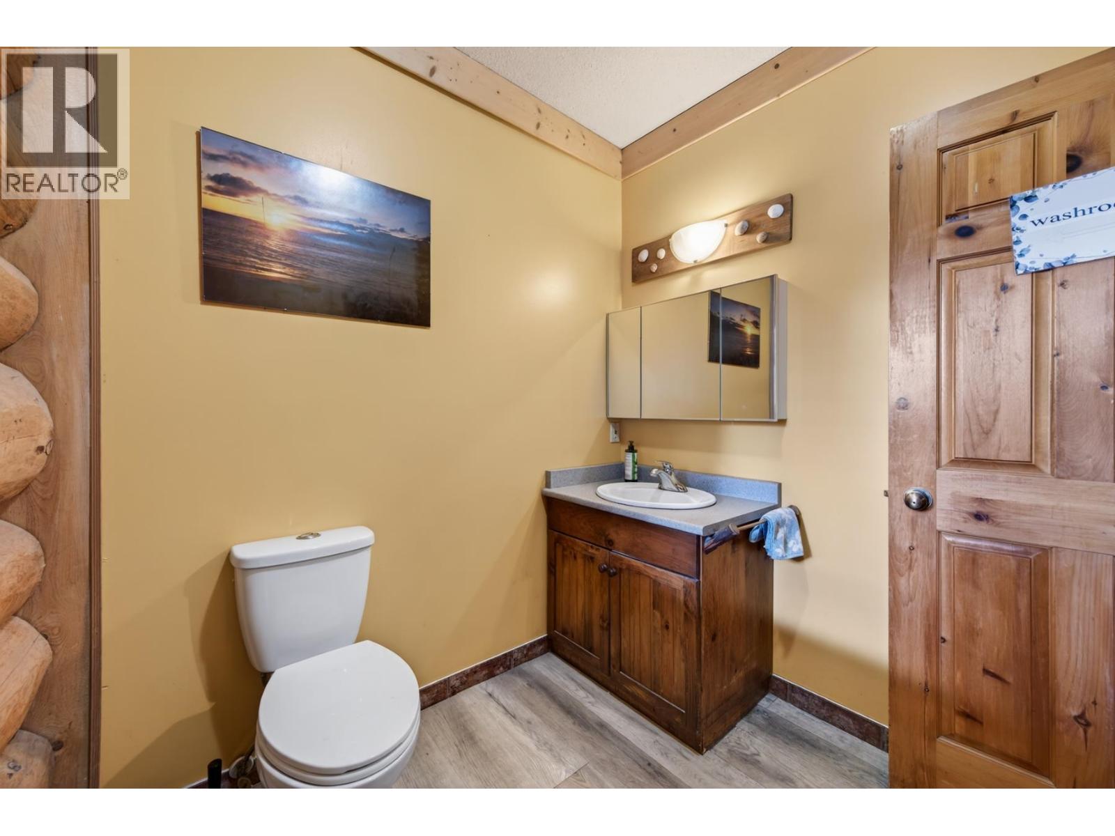 7471 Cariboo Chalet Road, Lone Butte, British Columbia  V0K 1X3 - Photo 18 - R3115762