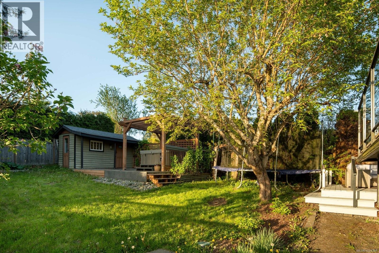 860 Verdier Ave, Central Saanich, British Columbia  V8M 1C5 - Photo 35 - 1033388