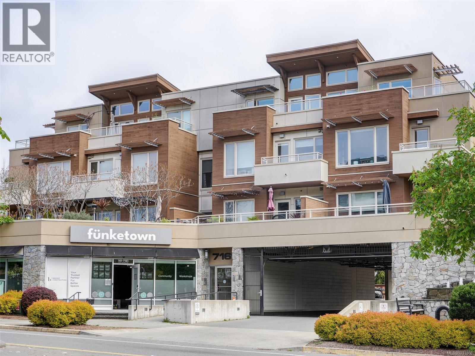 401 7161 West Saanich Rd, Central Saanich, British Columbia