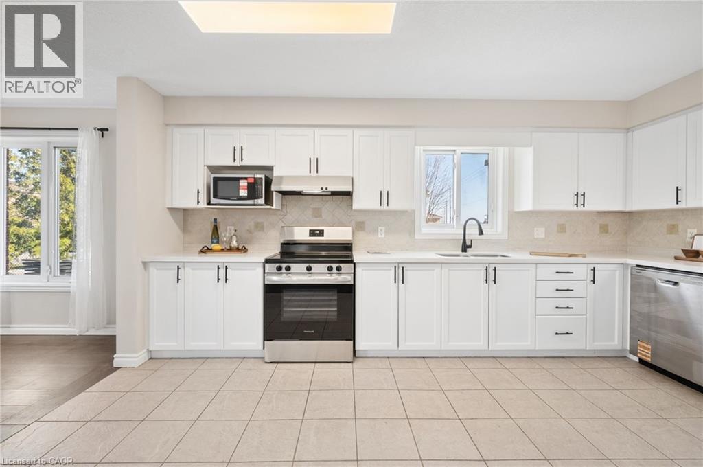 649 Doon South Drive, Kitchener, Ontario  N2P 2X5 - Photo 15 - 40819527