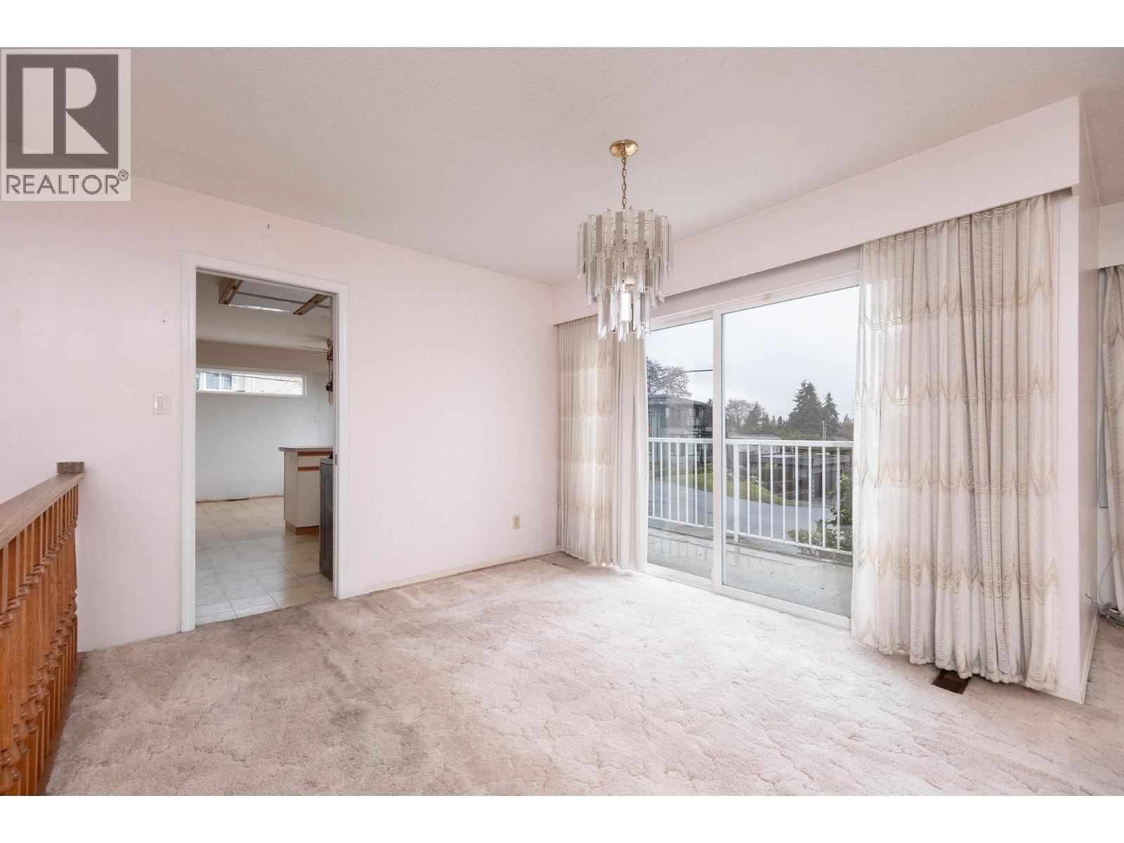 7740 Allman Street, Burnaby, British Columbia  V5E 2B1 - Photo 14 - R3077315