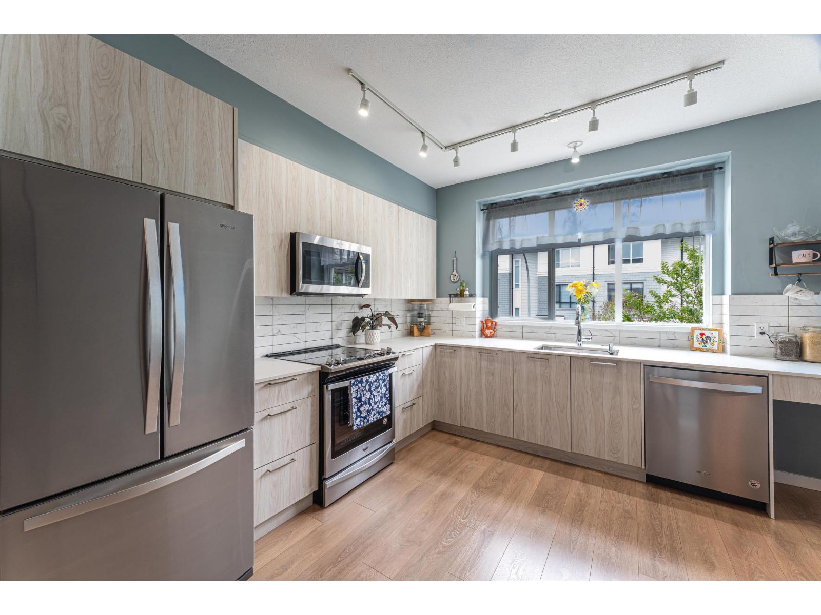 2103 18530 Laurensen Place, Surrey, British Columbia  V4N 6R8 - Photo 4 - R3110232