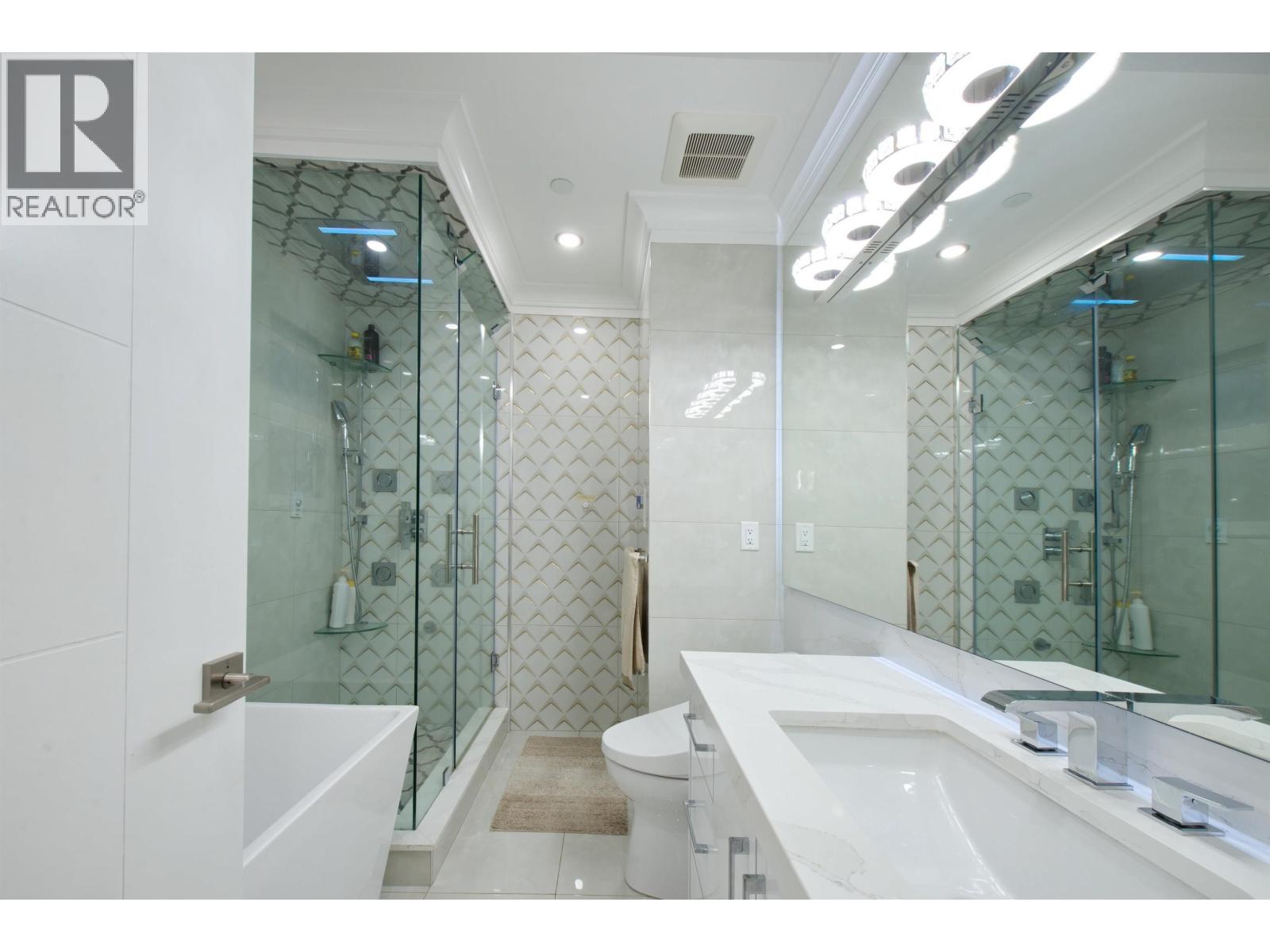 416 E 63rd Avenue, Vancouver, British Columbia  V5X 2K2 - Photo 32 - R3115710