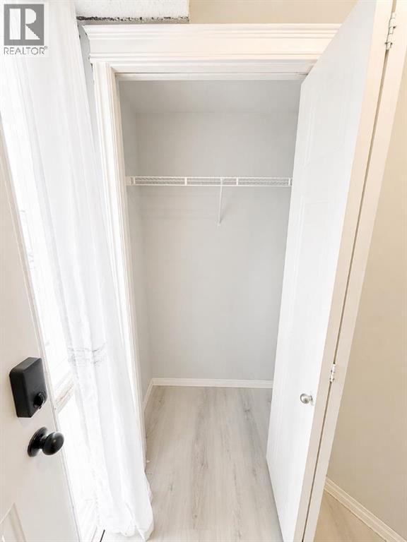 323, 103 Strathaven Drive E, Strathmore, Alberta  T1P 1W3 - Photo 4 - A2299213