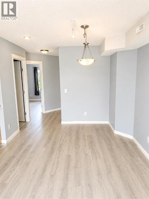 323, 103 Strathaven Drive E, Strathmore, Alberta  T1P 1W3 - Photo 11 - A2299213