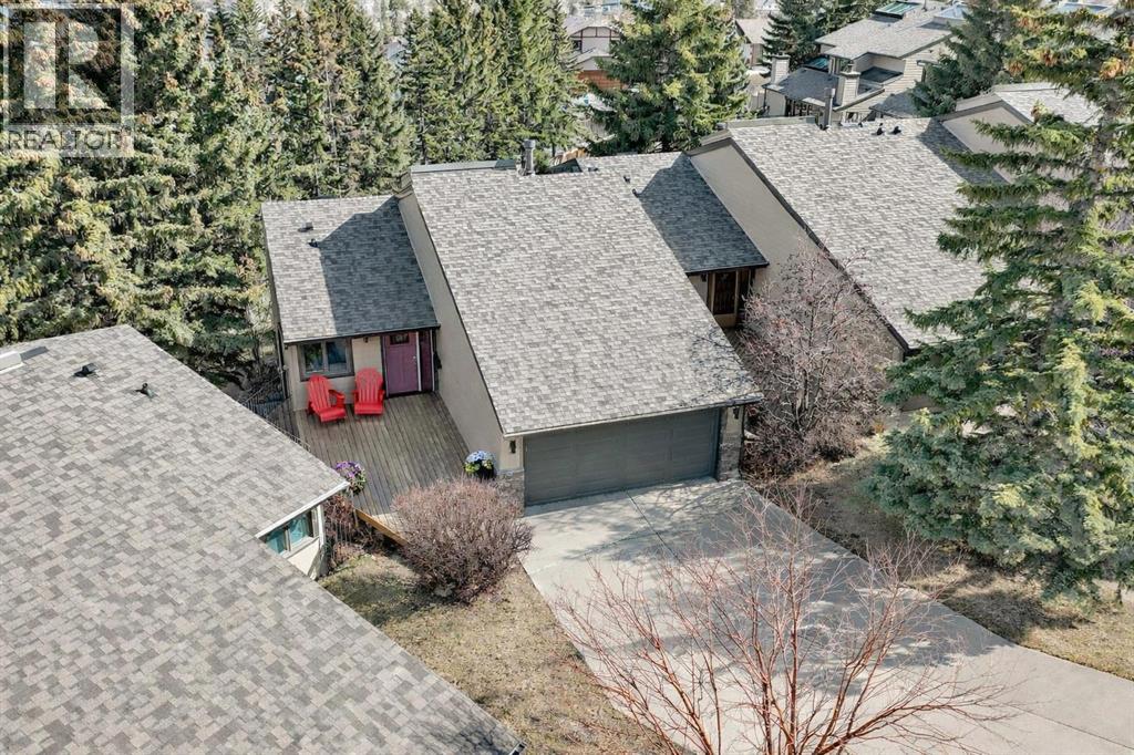22 Coach Manor Terrace SW, Calgary, Alberta