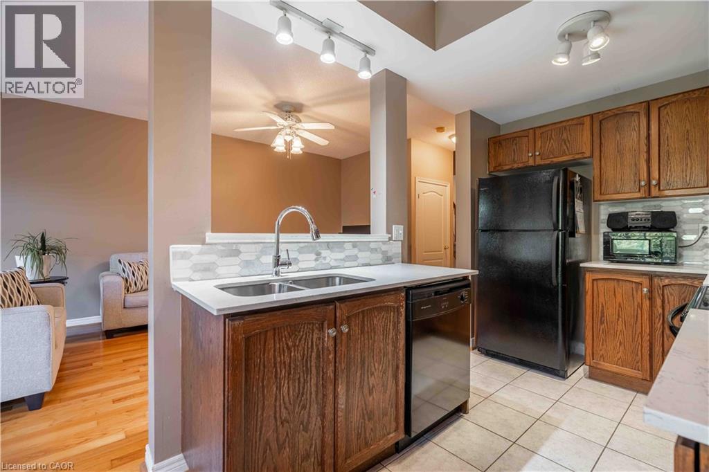 232 Stonehenge Drive Unit# 26, Ancaster, Ontario  L9K 1R5 - Photo 15 - 40823939