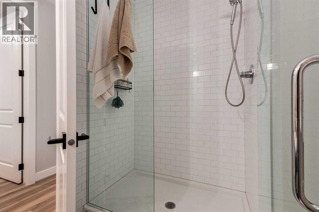 18 South Shore Bay, Chestermere, Alberta  T1X 2R9 - Photo 20 - A2276727