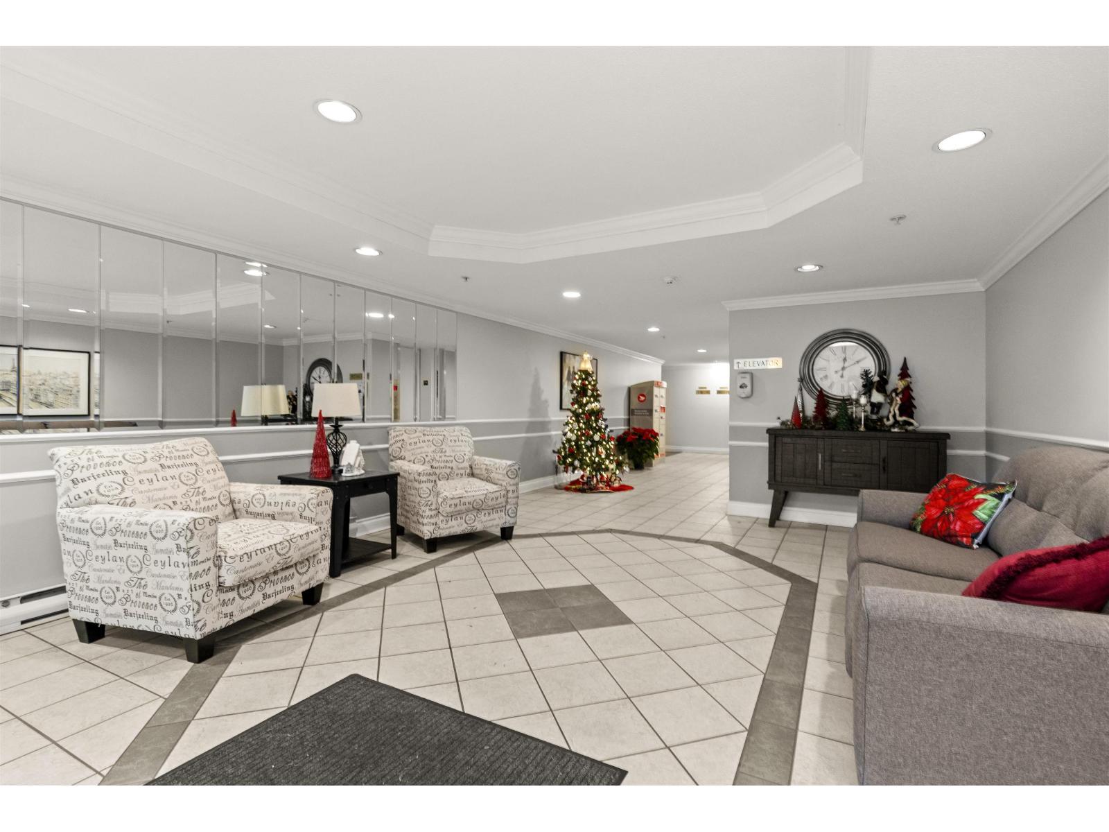 246 2451 Gladwin Road, Abbotsford, British Columbia  V2T 3N8 - Photo 4 - R3115753