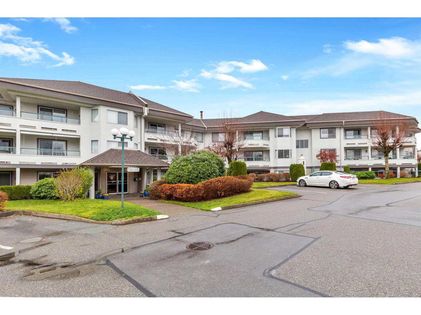 246 2451 Gladwin Road, Abbotsford, British Columbia  V2T 3N8 - Photo 2 - R3115753