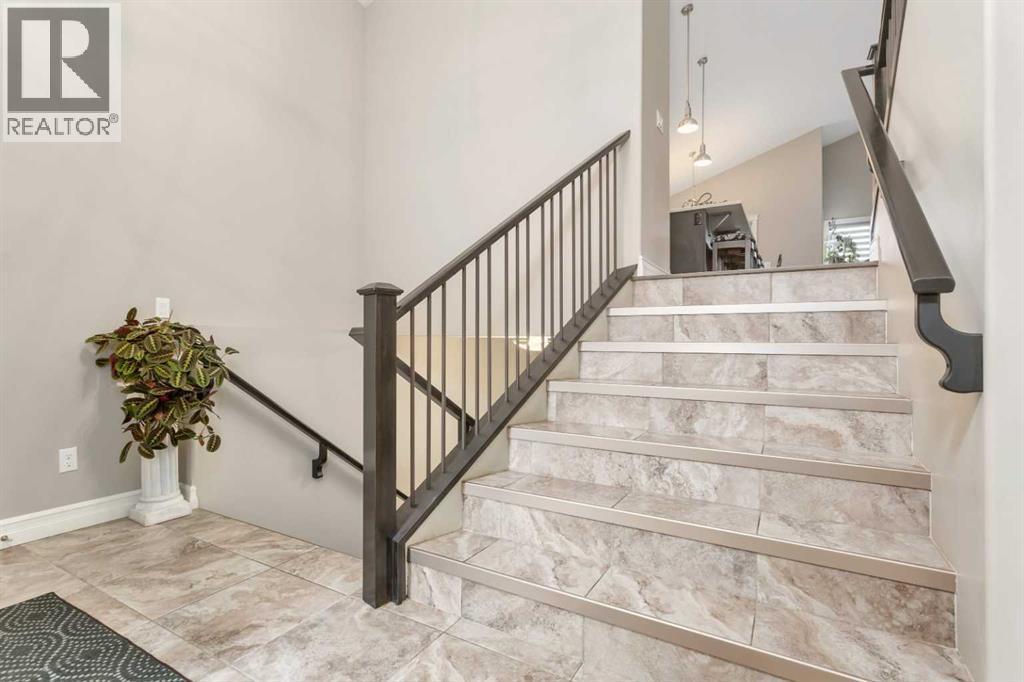 138 Voisin, Red Deer, Alberta  T4R 0H8 - Photo 4 - A2304691