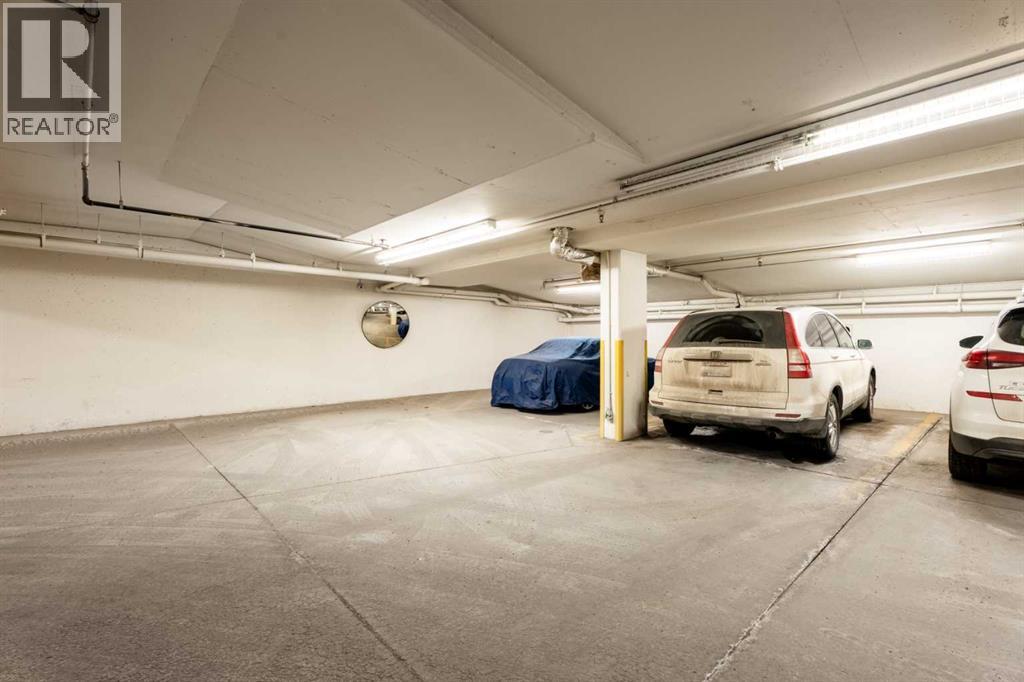 101, 3320 3 Avenue NW, Calgary, Alberta  T2N 0L9 - Photo 31 - A2288316