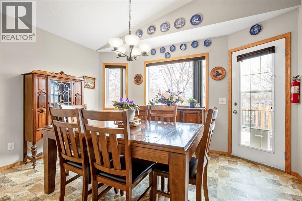 10 Madison Court, Strathmore, Alberta  T1P 1M5 - Photo 11 - A2299534