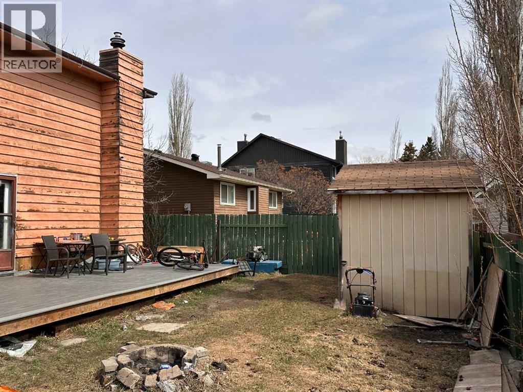 21 Ridgegate Way Sw, Airdrie, Alberta  T4B 1A7 - Photo 4 - A2304113