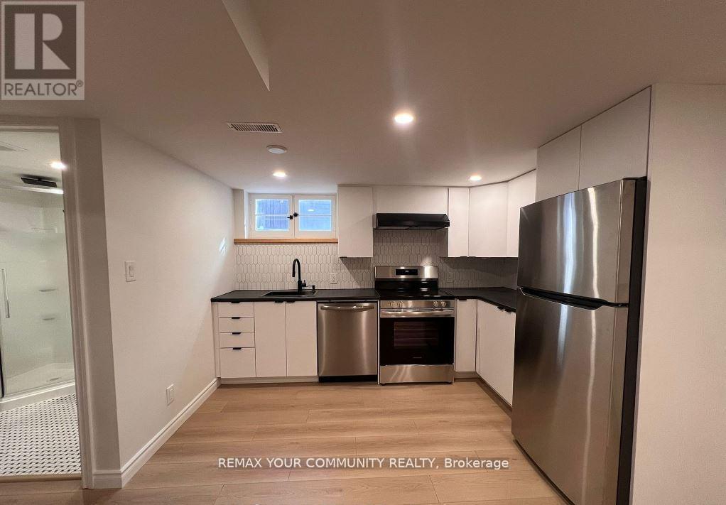 16 Robertsfield Crescent, Toronto, Ontario  M1R 2X2 - Photo 13 - E13043636