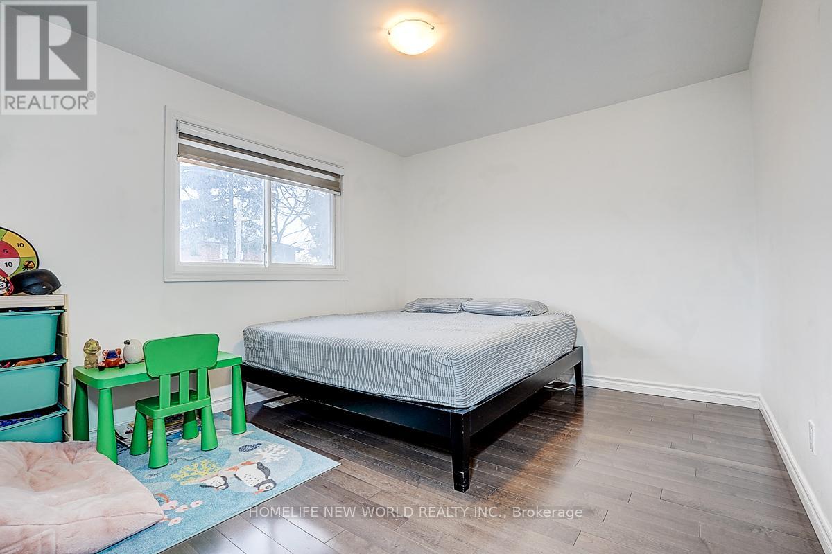 47 Manorglen Crescent, Toronto, Ontario  M1S 1W3 - Photo 22 - E13043670