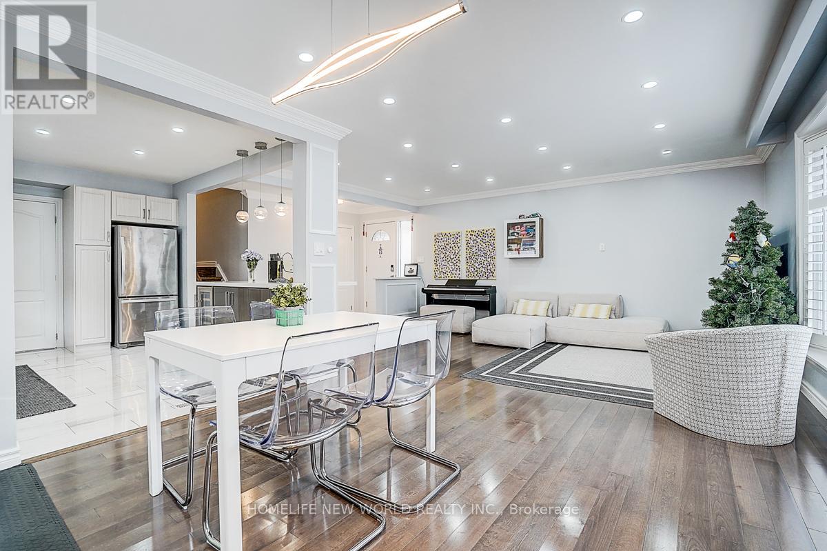 47 Manorglen Crescent, Toronto, Ontario  M1S 1W3 - Photo 6 - E13043670