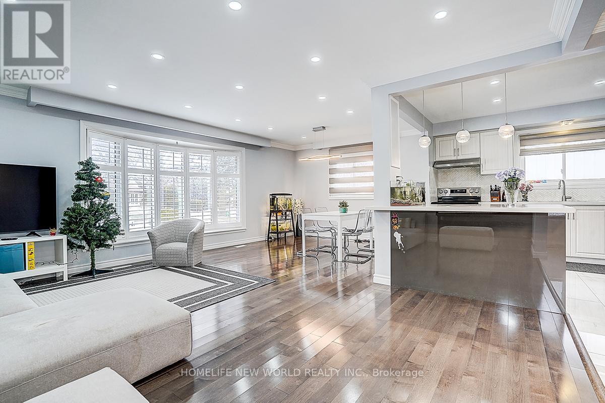 47 Manorglen Crescent, Toronto, Ontario  M1S 1W3 - Photo 9 - E13043670