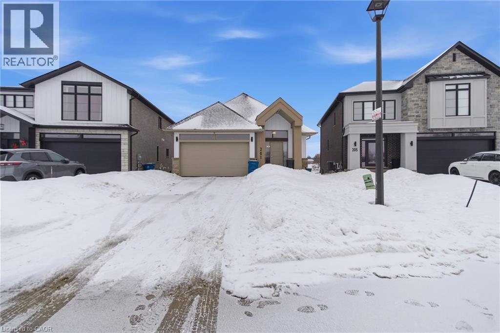 201 Dempsey Drive, Stratford, Ontario  N5A 0K5 - Photo 34 - 40824138