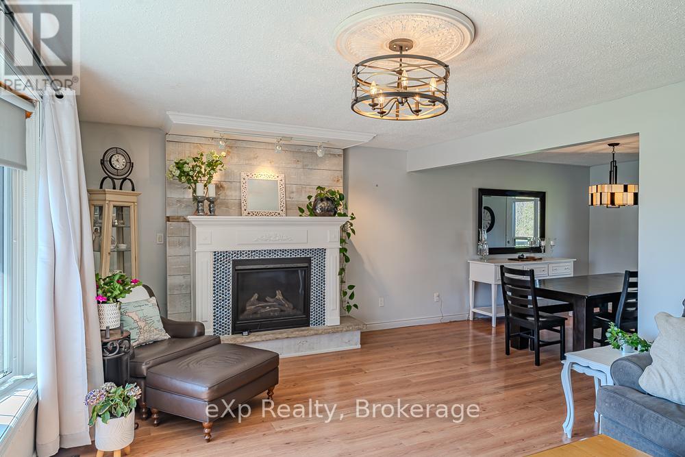 670 Joynt Street, Georgian Bluffs, Ontario  N0H 2K0 - Photo 12 - X13043646