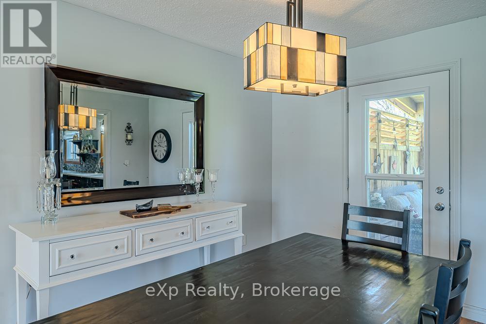 670 Joynt Street, Georgian Bluffs, Ontario  N0H 2K0 - Photo 14 - X13043646