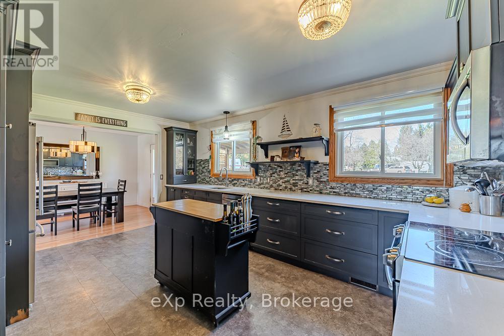 670 Joynt Street, Georgian Bluffs, Ontario  N0H 2K0 - Photo 17 - X13043646