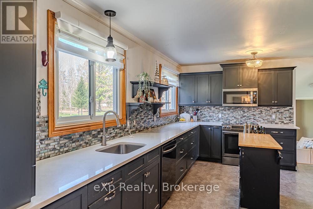 670 Joynt Street, Georgian Bluffs, Ontario  N0H 2K0 - Photo 20 - X13043646