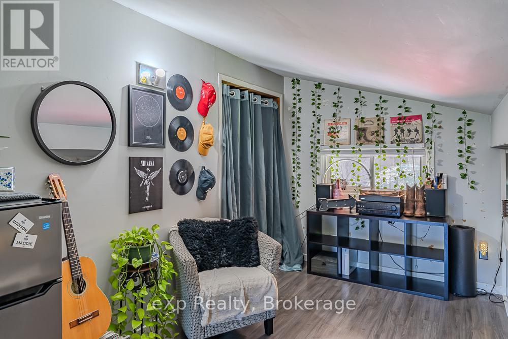 670 Joynt Street, Georgian Bluffs, Ontario  N0H 2K0 - Photo 29 - X13043646