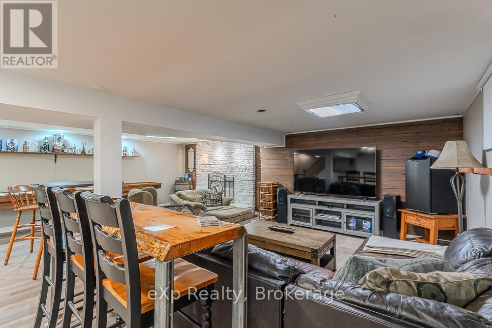 670 Joynt Street, Georgian Bluffs, Ontario  N0H 2K0 - Photo 39 - X13043646