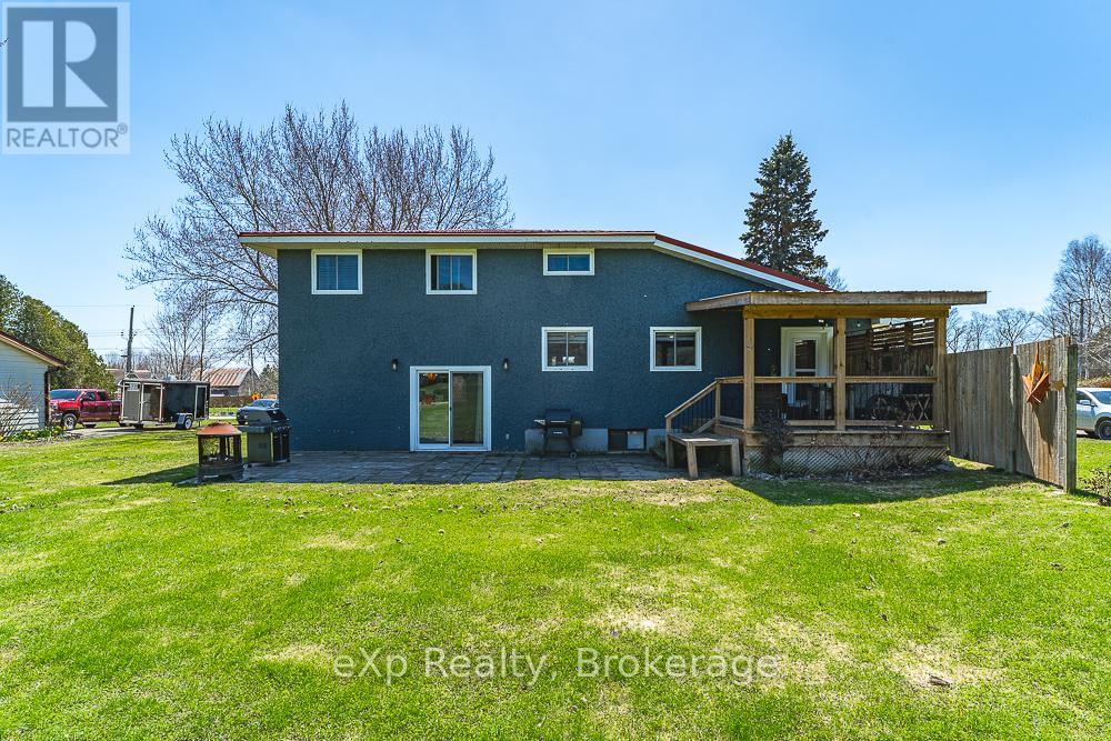 670 Joynt Street, Georgian Bluffs, Ontario  N0H 2K0 - Photo 44 - X13043646