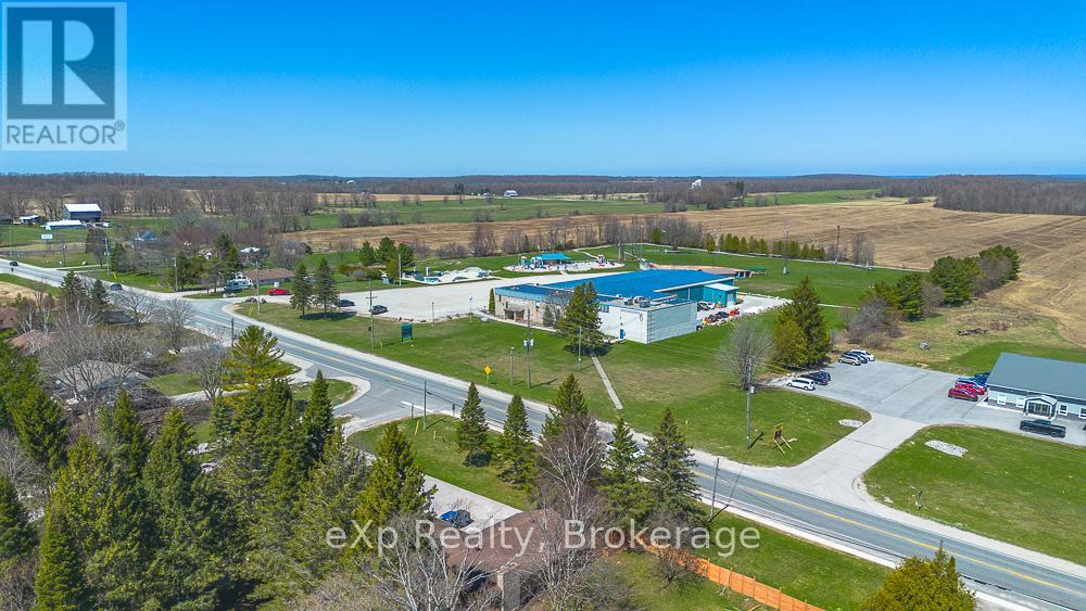 670 Joynt Street, Georgian Bluffs, Ontario  N0H 2K0 - Photo 48 - X13043646