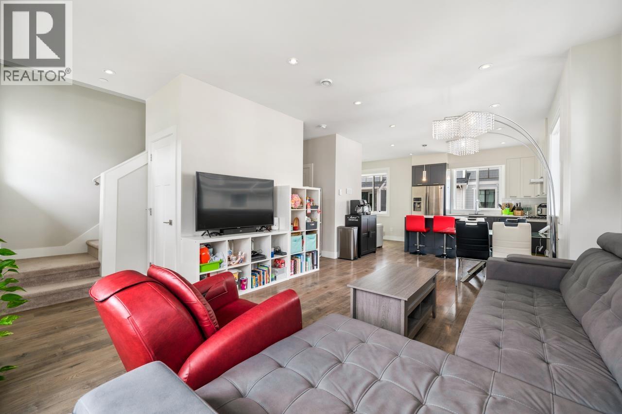 12 189 Wood Street, New Westminster, British Columbia  V3M 0L7 - Photo 8 - R3115698