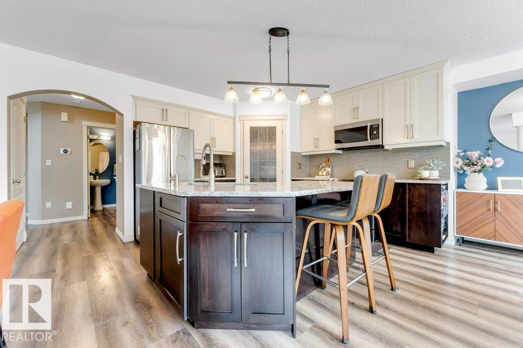 3913 Mcmullen Green Gr Sw, Edmonton, Alberta  T6W 1K7 - Photo 4 - E4484176