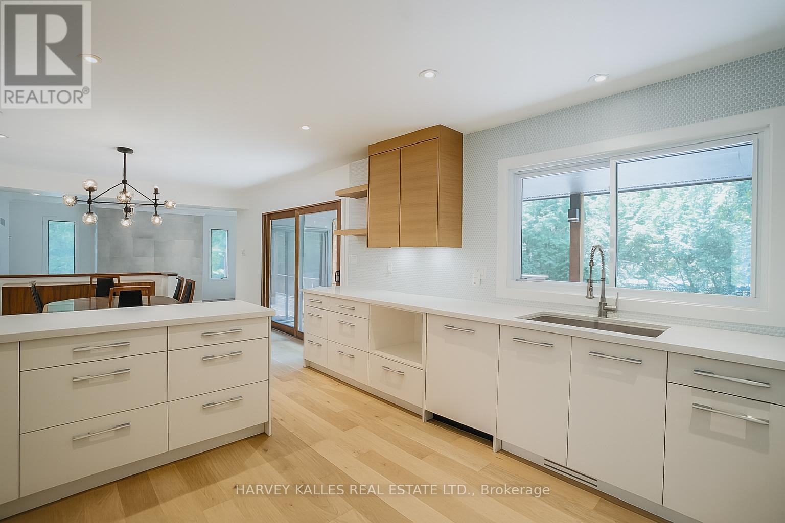 23 Royal Oak Drive, Barrie, Ontario  L4N 7S5 - Photo 10 - S13043614