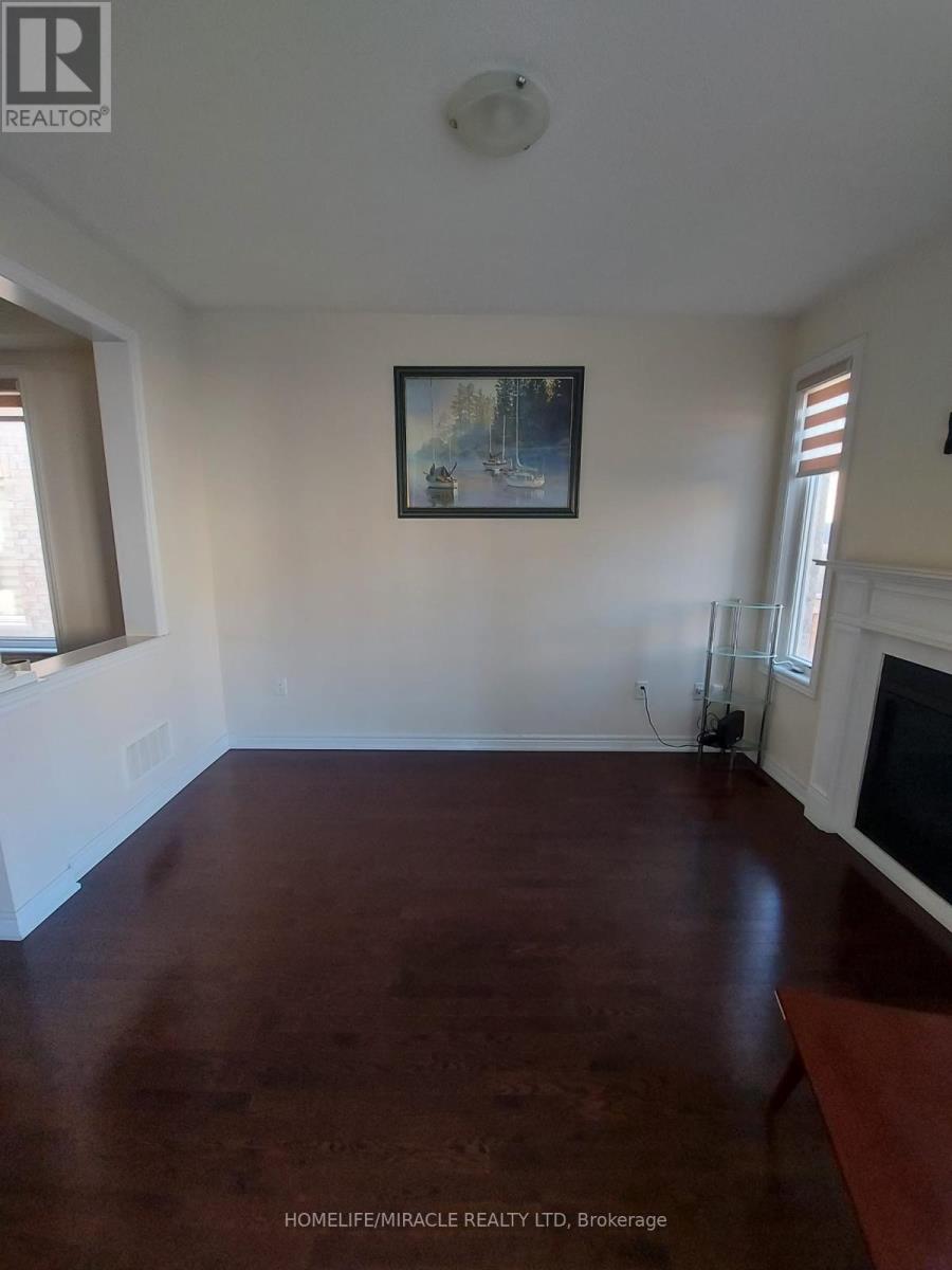 14 Ebury Drive, Brampton, Ontario  L6X 0Z3 - Photo 4 - W13043612