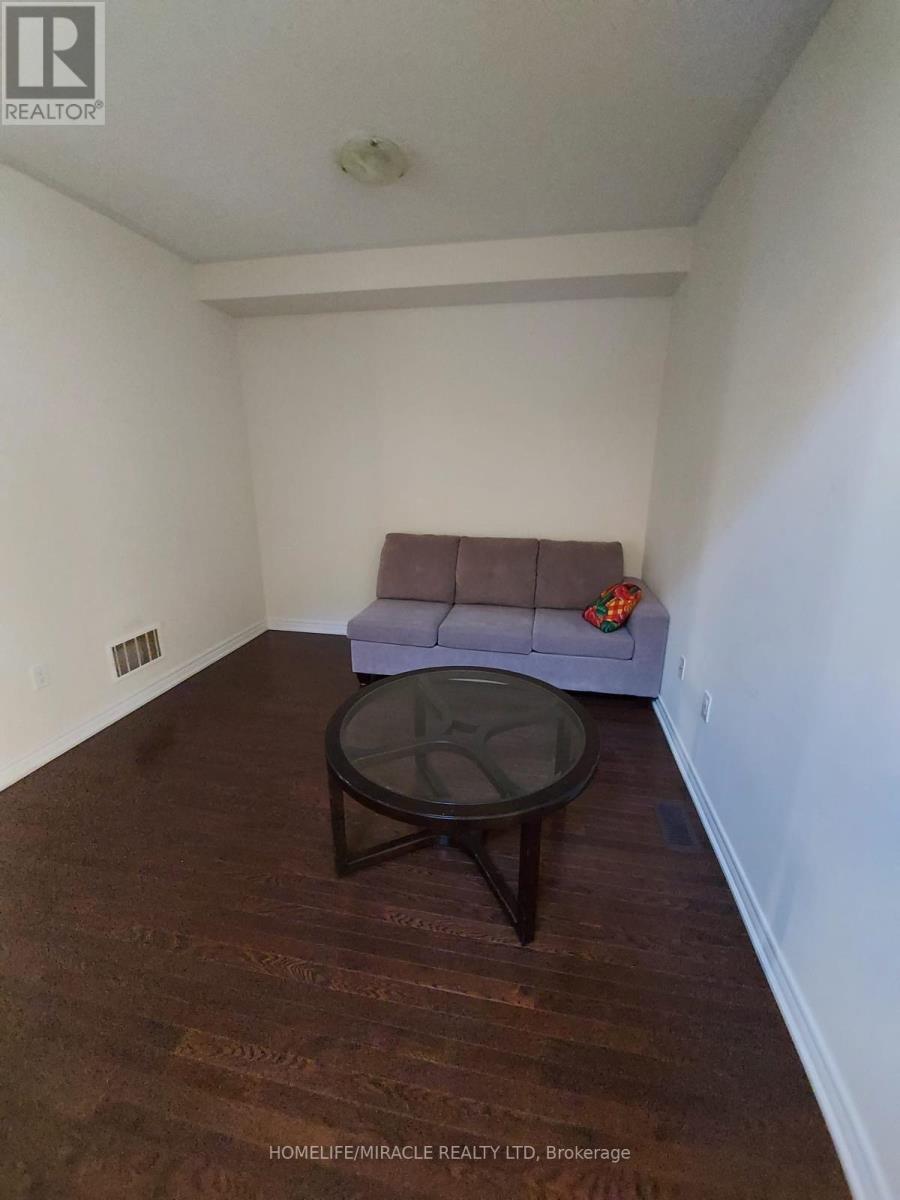 14 Ebury Drive, Brampton, Ontario  L6X 0Z3 - Photo 5 - W13043612