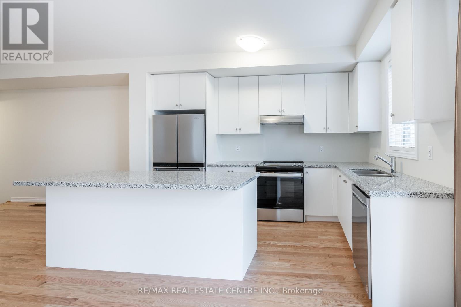 1426 Almonte Drive, Burlington, Ontario  L7P 0V8 - Photo 13 - W13043616