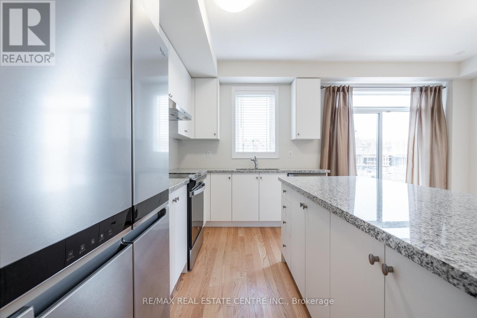 1426 Almonte Drive, Burlington, Ontario  L7P 0V8 - Photo 14 - W13043616