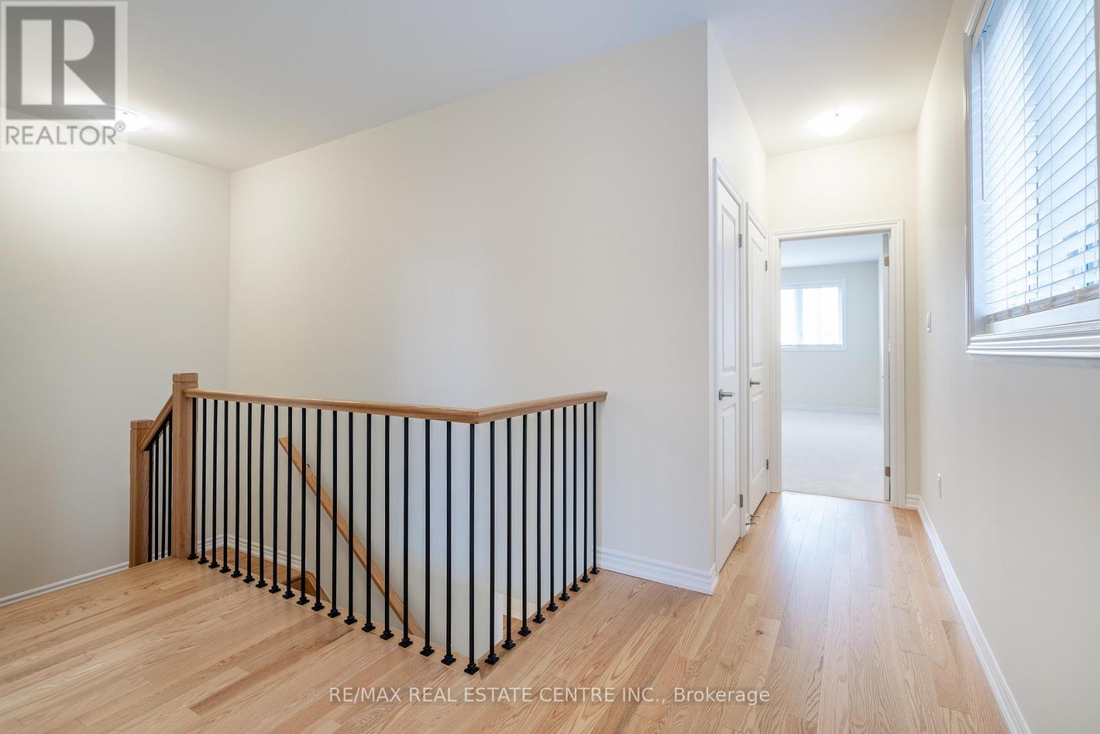 1426 Almonte Drive, Burlington, Ontario  L7P 0V8 - Photo 17 - W13043616