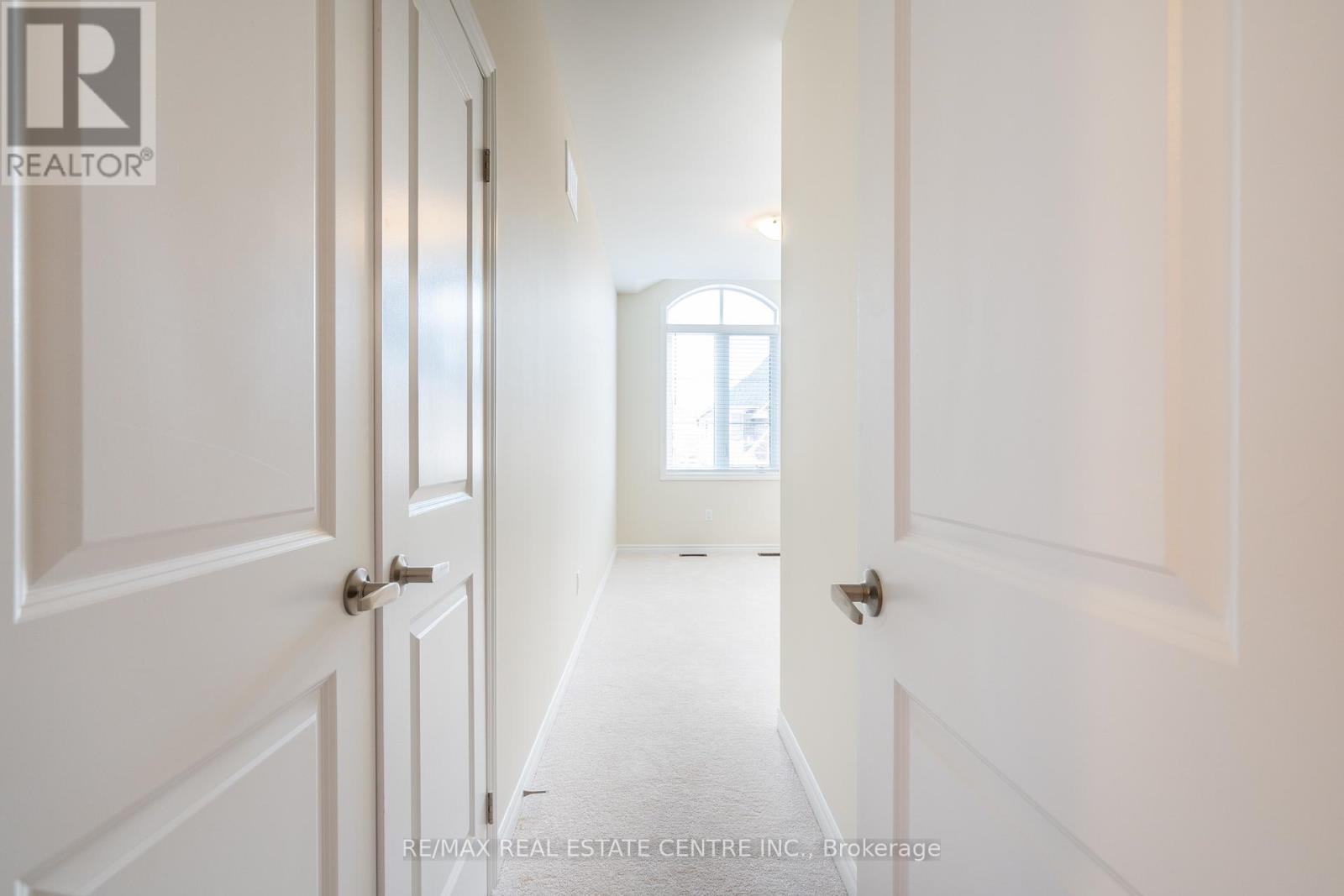 1426 Almonte Drive, Burlington, Ontario  L7P 0V8 - Photo 23 - W13043616