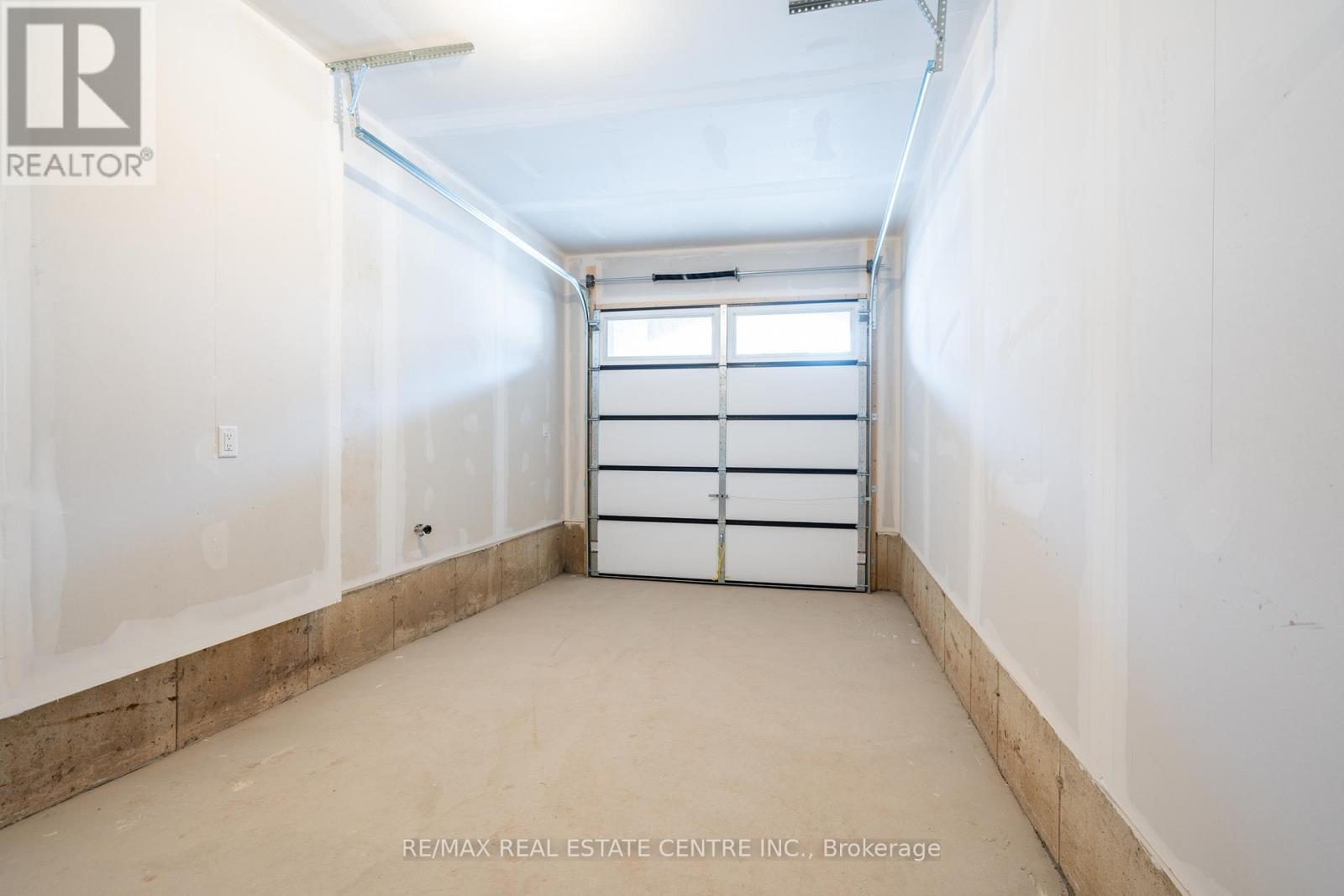 1426 Almonte Drive, Burlington, Ontario  L7P 0V8 - Photo 37 - W13043616